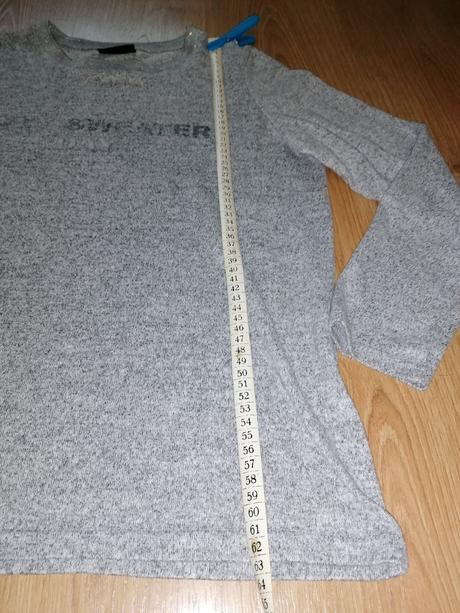 Svetríkové tričko č. 40, l