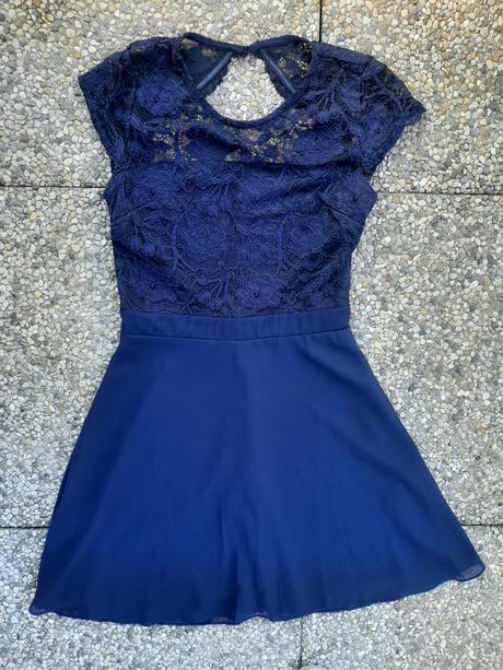 Modré čipkované šaty eve velk. 36., 36