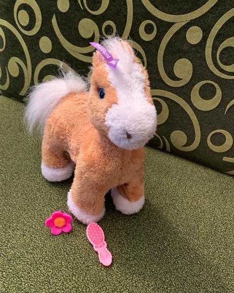 Koník furreal friends,