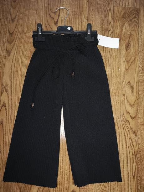 Elegantné rebrovane 3/4 nohavice, 134 - 164