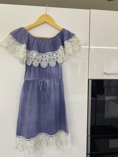 Dievčenské šaty velk.146/152, 146