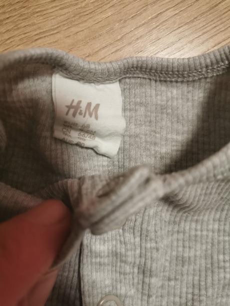 2 vrubkovane body, lindex,68