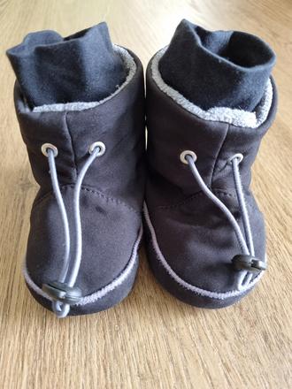 Teple topanocky do kocika pre najmensich, <17