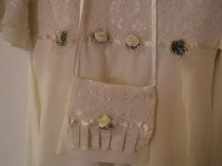 Šatky s kabelkou, 122