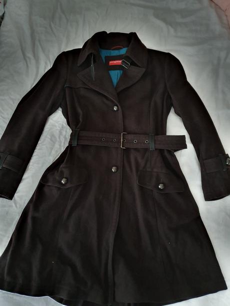 Jarny kabat protagonista, 38