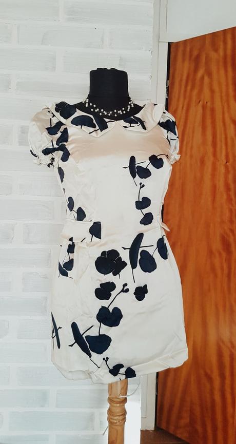 Armani saténový floral top, armani,s