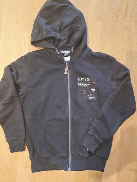 Mikina čierna na zips, pepperts,152