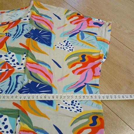 Pestrofarebné tričko, 46