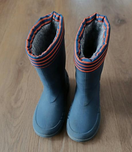 Blikajúce gumáky, lupilu,24