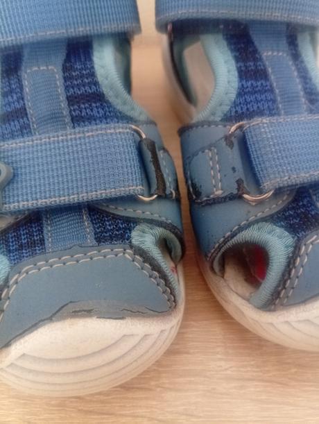 Detské sandálky, 25