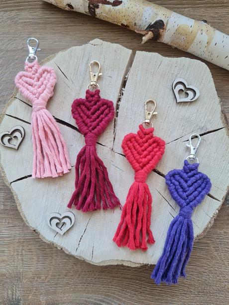 Kľúčenka macrame srdce, 