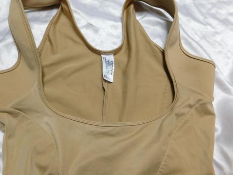 Luxusne stiahovacie tielko/top, 40