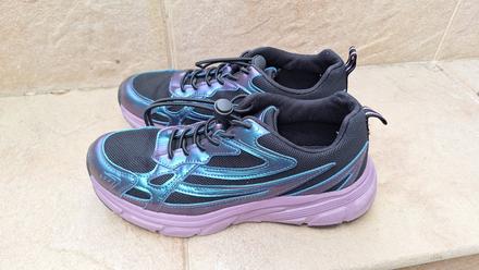 Krasne tenisky, reserved,36