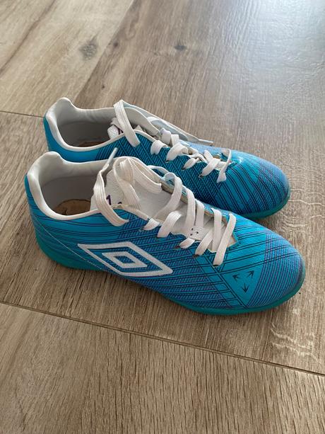 Halovky veľkosť 32, umbro,32