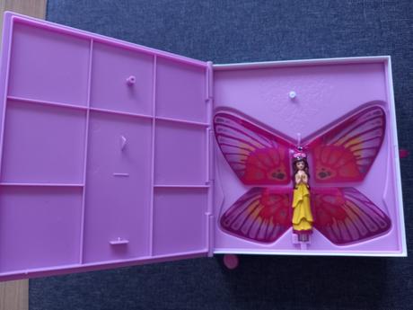 Lietajúca víla motýlia, 