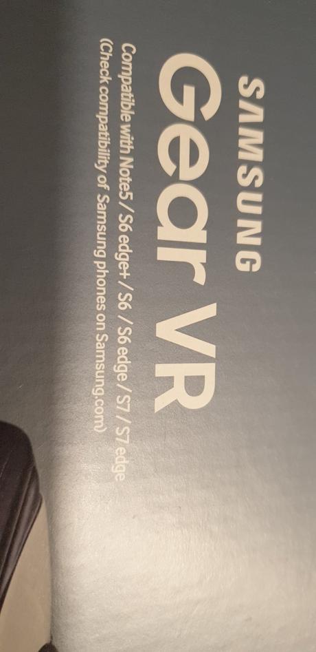 Okuliare virtualne, samsung