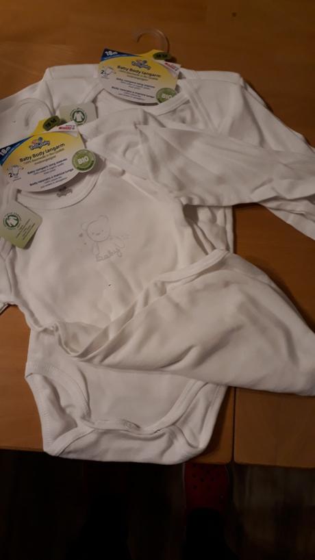 Body s kratkym rukavom 18 m, 86