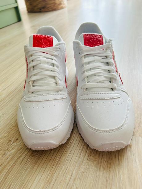 Skvelé a pohodlné tenisky značky reebok, pc 90 eur, reebok,42