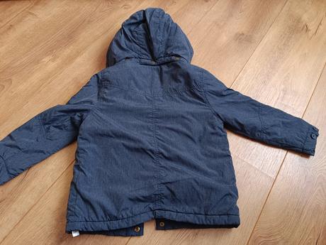 Tmavomodra vetrovka 116, 116