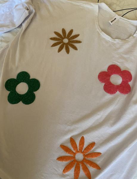 Tričko new collection s aplikáciami uni veľkosť, 