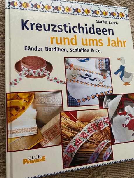 Krásna kniha výšiviek aj s predlohami, 