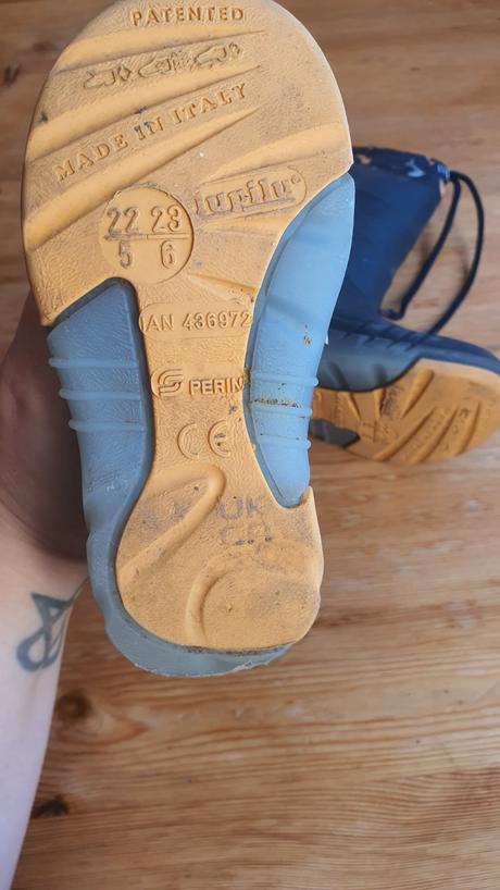 Gumáky pre chlapca, lupilu,22