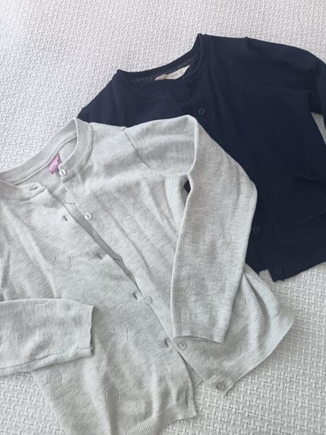 2x svetrík, mango,122