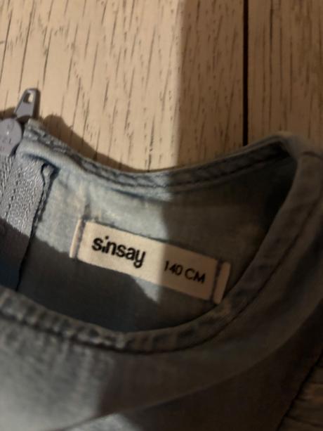 Šaty z tenkej šatovej rifloviny, sinsay,134