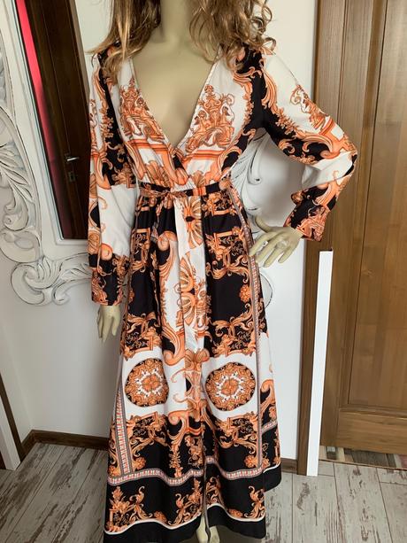 Luxusne saticky moda internationale, s