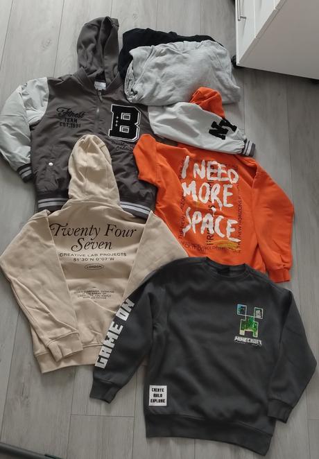 Balík oblečenia veľkosť 146, 140–152