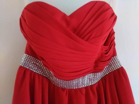 Spoločenské šaty, 38