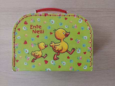 Kufrík s kačičkou, 