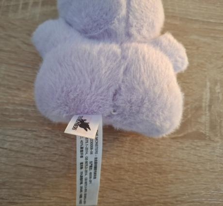 Nový labubu/lafufu popmart s oblečením, 