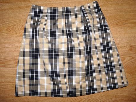 Kockovaná so zipsom, stradivarius,34