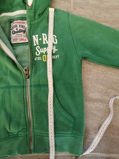 Mikina reserved v104 zelená na zips s kapucnou, reserved,104