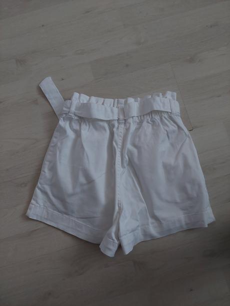 Šortky č.146, h&m,146
