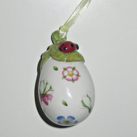 Villeroy boch - porcelánové vajíčko s lienkou, 