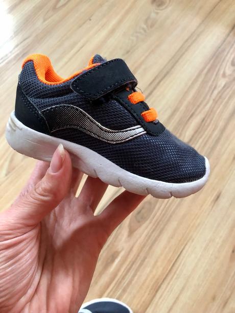 Tenisky na suchý zips, 20