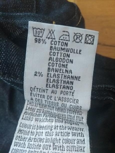 Tmavomodré dámske rifle, 34