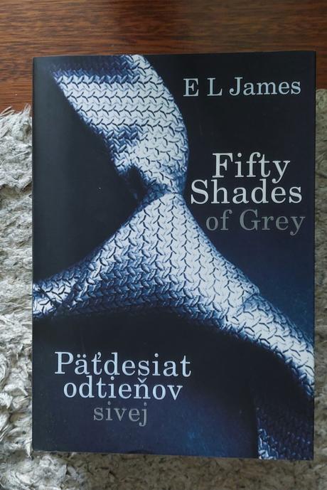 Séria 50 odtieňov sivej, slobody a temnoty,