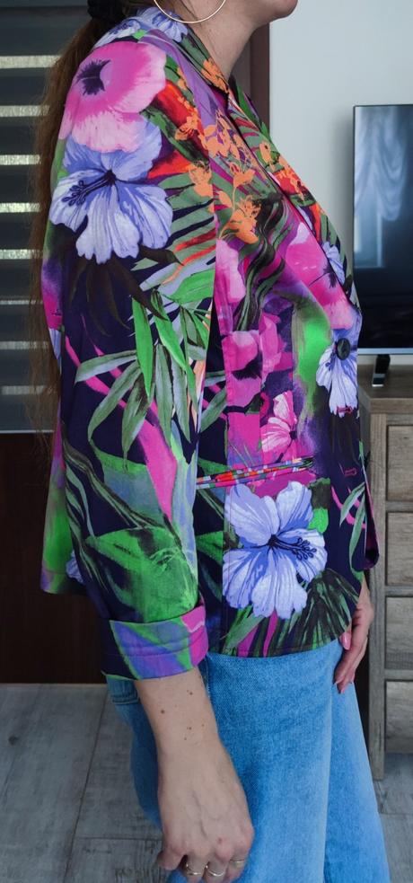 Predám dámske sako, l