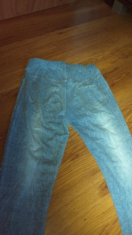 Tenučké legínky, 122