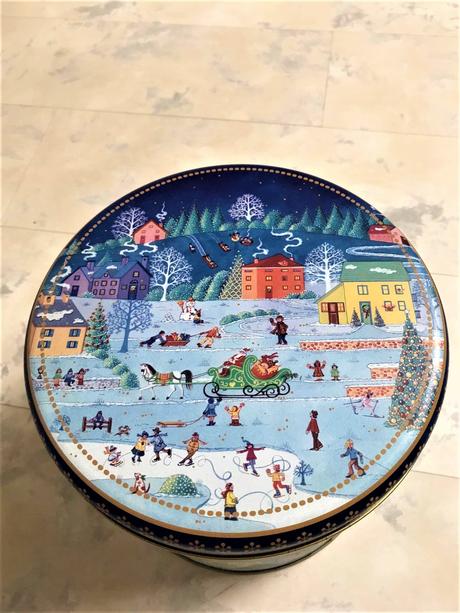 Veľká plechová vianočná dóza, 