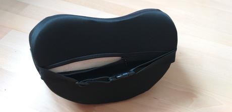 Opierka hlavy do auta,