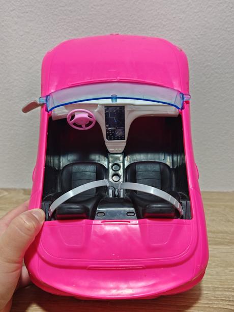 Barbie kabriolet,