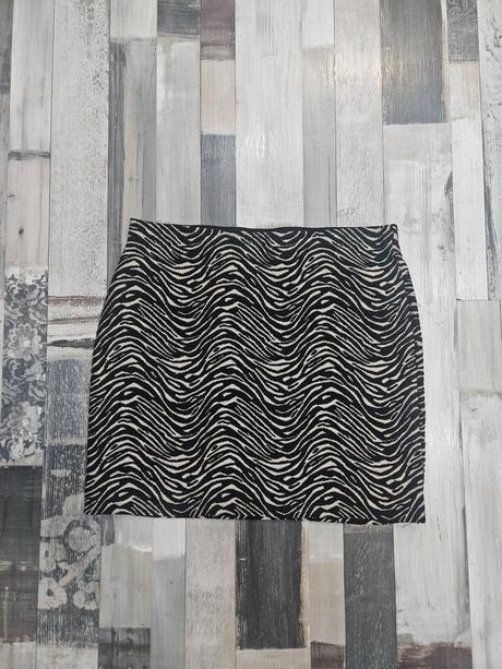 Dámska sukňa zn.forever 21, m