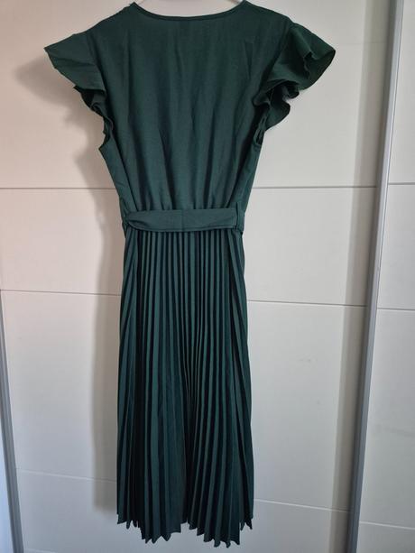 Plisované šaty veľ. 40/42, l