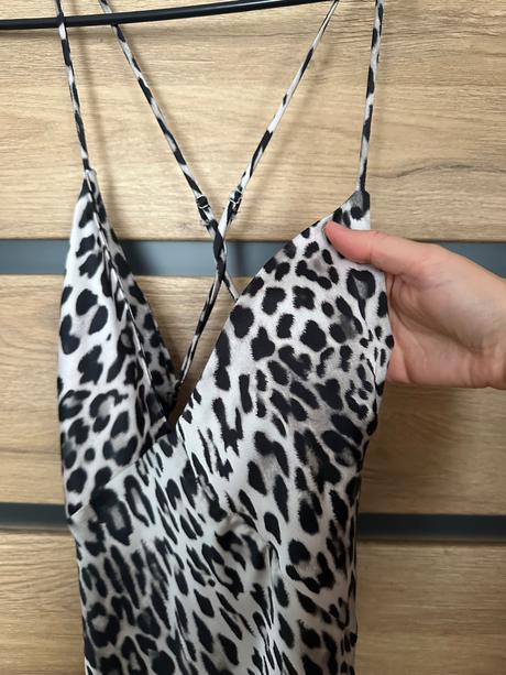 Zara dlhé šaty so zvieracím vzorom a vystrihom, zara,xl