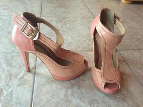 Znackové topánky, 36