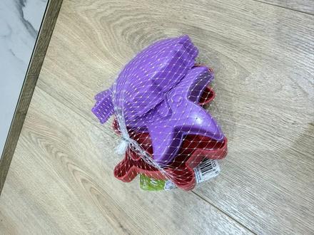 Disney formičky a vedierko do piesku,